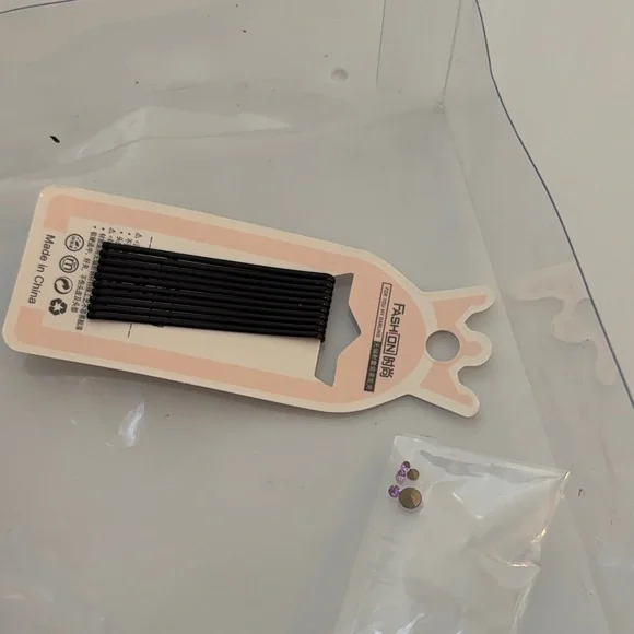 Elegant Purple Tiara Hair Accessory - Picture 7 of 9